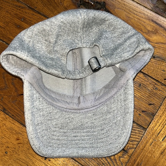 Express Cap - Picture 5 of 8